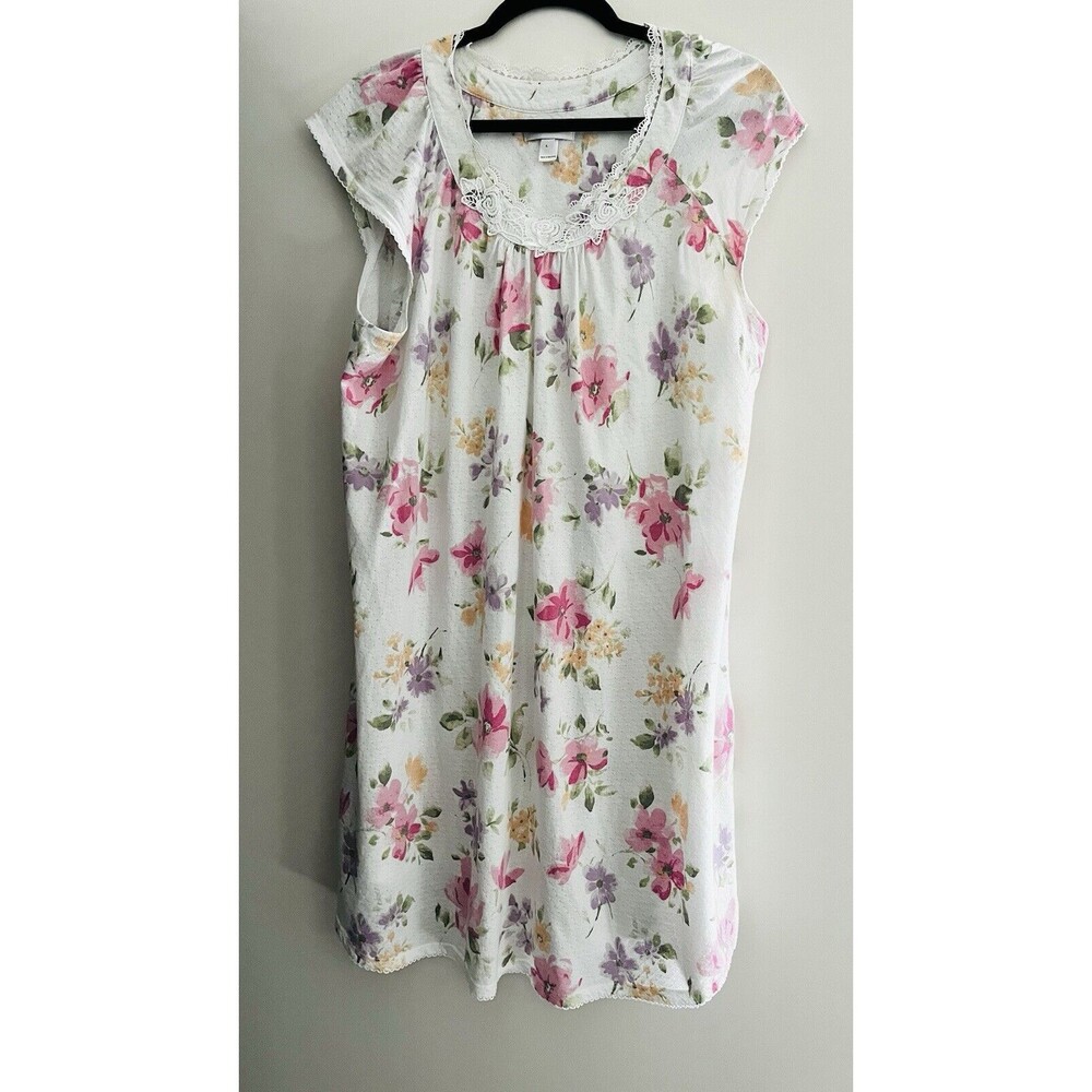 Miss Elaine capped sleeve Cozy Floral‎  nightgown Large Cottagecore grandmacore